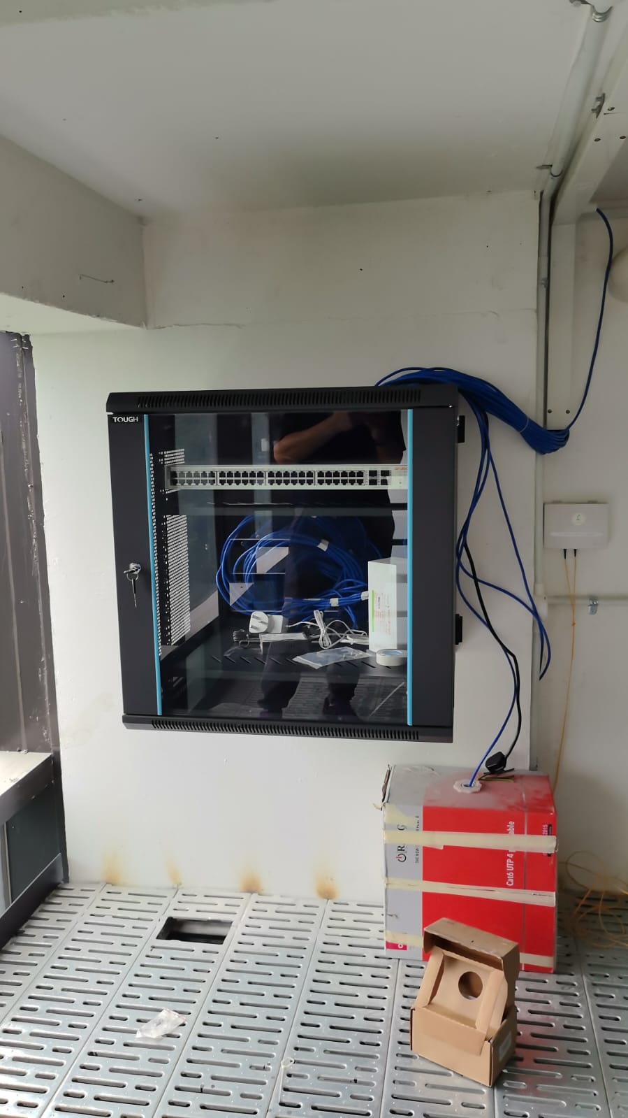Datacom B